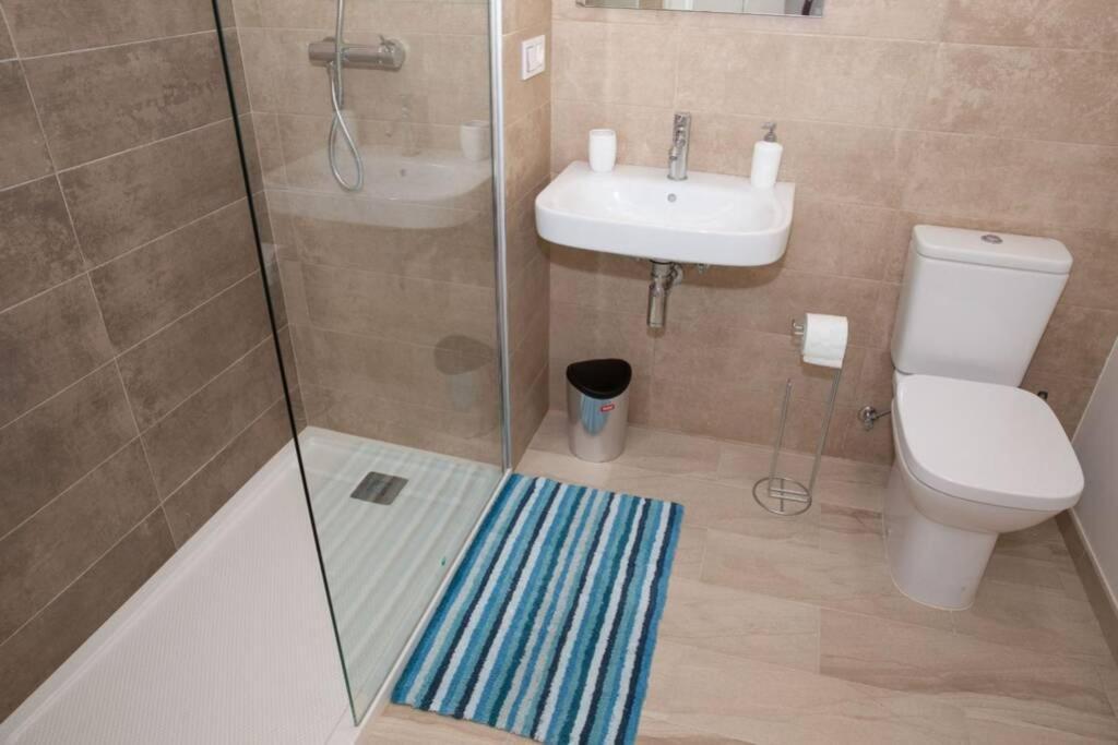 Apartment Rosa - Brand New 2 Bedroom Apartment In Cantal Homes, Ventanicas, 莫哈卡尔 外观 照片