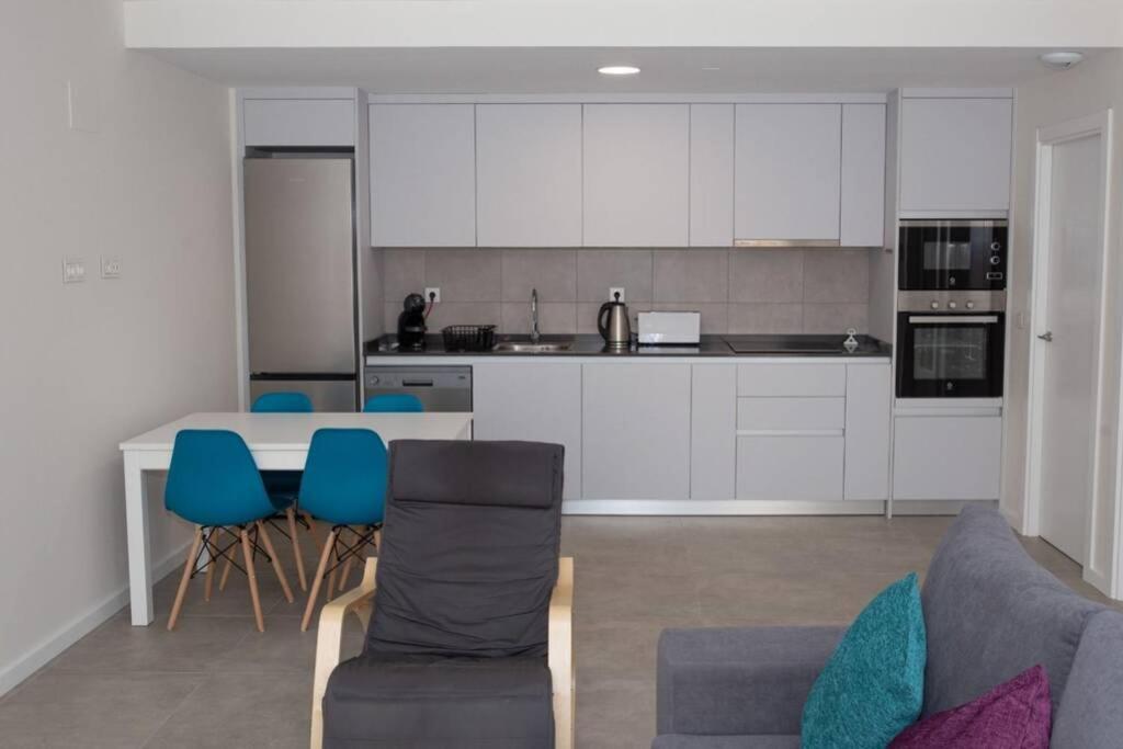 Apartment Rosa - Brand New 2 Bedroom Apartment In Cantal Homes, Ventanicas, 莫哈卡尔 外观 照片